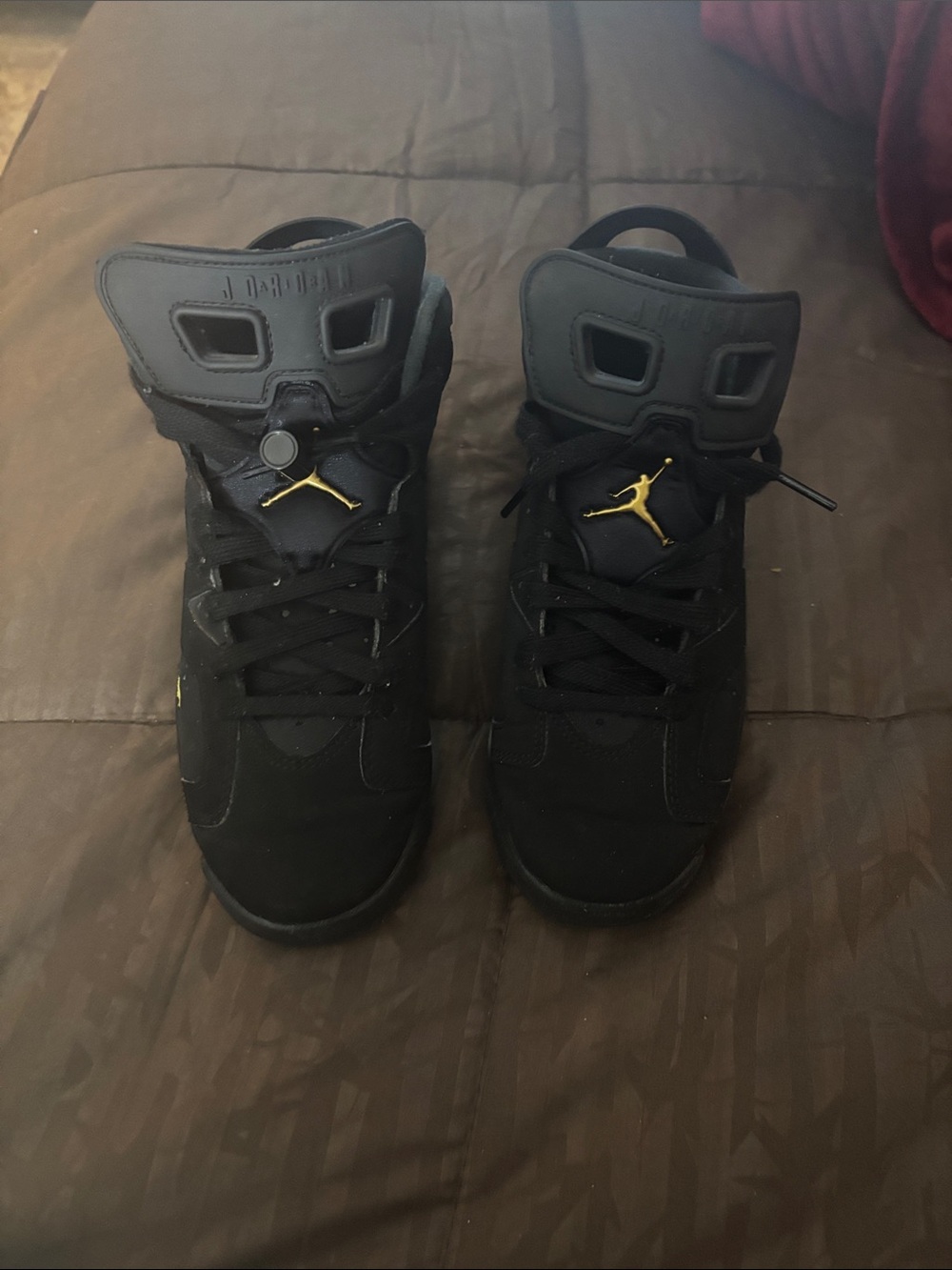 FINAL SALE!!!!Jordan Men's High-Top Sneakers in Black with Gold Jumpman